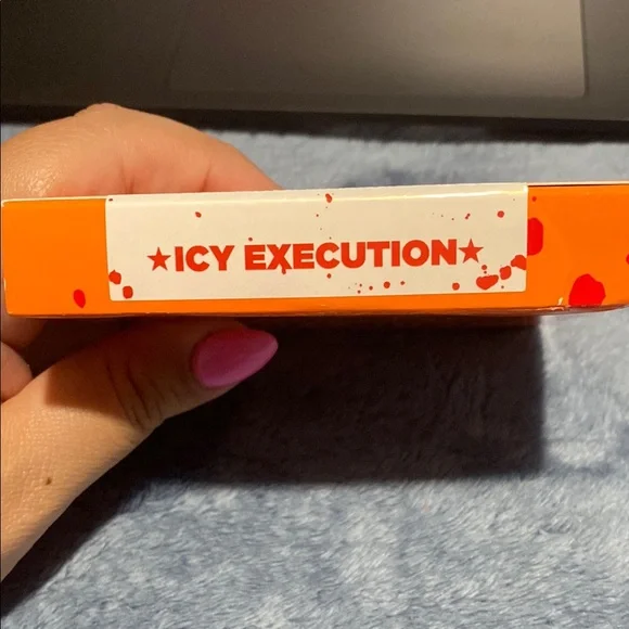 Jeffree Star Skin Frost Highlighting Blush - Picture 2 of 4